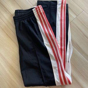 🖤Adidas Track Pants sz small🖤